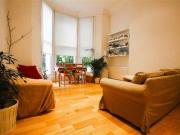 2 Bedrooms Flat for rent in Belsize Crescent, Belsize...
