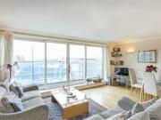 2 Bedrooms Flat for rent in Benbow House, 24 New Globe...