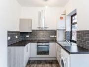2 Bedrooms Flat for rent in Blackpool Road, Ashton On...