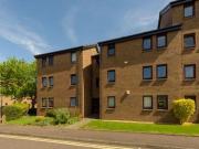 2 Bedrooms Flat for rent in Boat Green, Canonmills,...