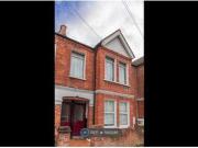 2 Bedrooms Flat for rent in Boyd Road, Colliers Wood SW19
