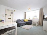 2 Bedrooms Flat for rent in Braemor Court, Passage Road,...