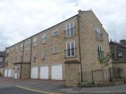 2 Bedrooms Flat for rent in Britannia Wharf, Bingley,...