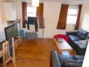 2 Bedrooms Flat for rent in Brixton Road, London SW9