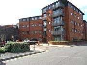 2 Bedrooms Flat for rent in Broad Gauge Way,...