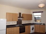 2 Bedrooms Flat for rent in Broomlands Street, Paisley,...