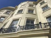 2 Bedrooms Flat for rent in Brunswick Place, Hove, East...