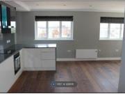 2 Bedrooms Flat for rent in Buckingham Court, Slough SL1