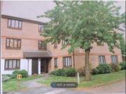 2 Bedrooms Flat for rent in Burnham Gardens, Croydon CR0