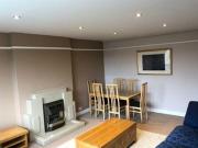 2 Bedrooms Flat for rent in Bushey Road, London SW20