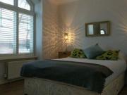 2 Bedrooms Flat for rent in Byron Street, Hove BN3