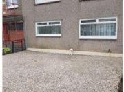 2 Bedrooms Flat for rent in Cairn Drive, Linwood,...