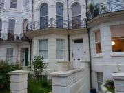 2 Bedrooms Flat for rent in Cambridge Road, Hove BN3