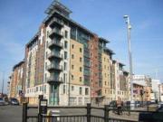 2 Bedrooms Flat for rent in Chapel Street, Salford,...