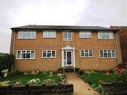 2 Bedrooms Flat for rent in Chase Court, Chase Road,...