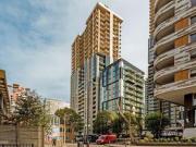 2 Bedrooms Flat for rent in Chelsea Harbour Drive, Isle...