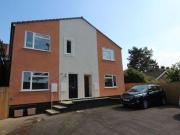 2 Bedrooms Flat for rent in Chestnut Road, Downend,...