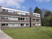 2 Bedrooms Flat for rent in Chichester Court,...