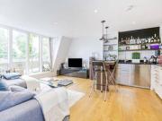 2 Bedrooms Flat for rent in Clapham Common South Side,...