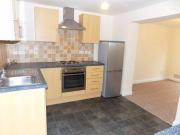 2 Bedrooms Flat for rent in Claredon Gardens, Redbridge IG1