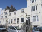 2 Bedrooms Flat for rent in Clarence Square, Brighton BN1