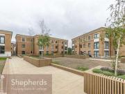 2 Bedrooms Flat for rent in Claud Hamilton Way,...