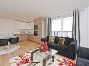 2 Bedrooms Flat for rent in Cleveley Court, Ashton...