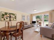 2 Bedrooms Flat for rent in Clifton Road, London SW19