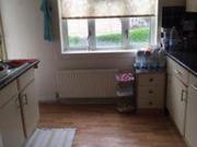 2 Bedrooms Flat for rent in Cobbs Road, Hounslow,...