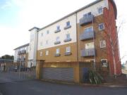 2 Bedrooms Flat for rent in Coburn House, Trafalgar...