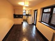 2 Bedrooms Flat for rent in Creighton Avenue, Upton Park E6