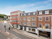 2 Bedrooms Flat for rent in Crendon Street, High Wycombe...