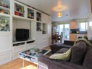 2 Bedrooms Flat for rent in Deemuir Square, Splott,...