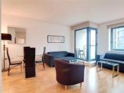 2 Bedrooms Flat for rent in Discovery Dock East, South... 2 Bedrooms Flat for rent in Discovery Dock East, South...