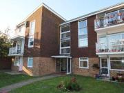 2 Bedrooms Flat for rent in Dorchester Gardens, Worthing...
