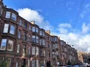 2 Bedrooms Flat for rent in Dudley Drive, Glasgow G12