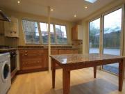 2 Bedrooms Flat for rent in Dulwich Road, Herne Hill SE24