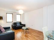 2 Bedrooms Flat for rent in Dyche Street, Manchester M4
