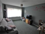 2 Bedrooms Flat for rent in Eastmead Avenue, Greenford,...
