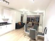 2 Bedrooms Flat for rent in Eddington Court, 1...