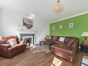 2 Bedrooms Flat for rent in Egerton Place, London SW3