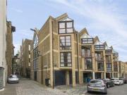 2 Bedrooms Flat for rent in Elephant Lane, London SE16