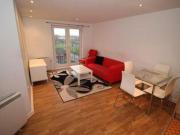 2 Bedrooms Flat for rent in Elmira Way, Salford M5