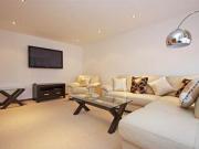 2 Bedrooms Flat for rent in Ennismore Gardens,...