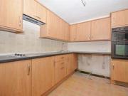 2 Bedrooms Flat for rent in Essex Close, Luton LU1