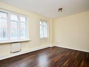 2 Bedrooms Flat for rent in Euston Road, Fitzrovia,...