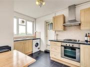 2 Bedrooms Flat for rent in Evelyn Court, Evelyn Walk,...