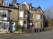 2 Bedrooms Flat for rent in Fairfield Road, Buxton,...