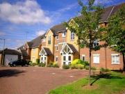 2 Bedrooms Flat for rent in Farthing Close, Watford,...