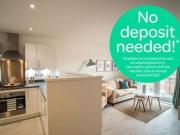 2 Bedrooms Flat for rent in Fenman Mews, Worsley,...